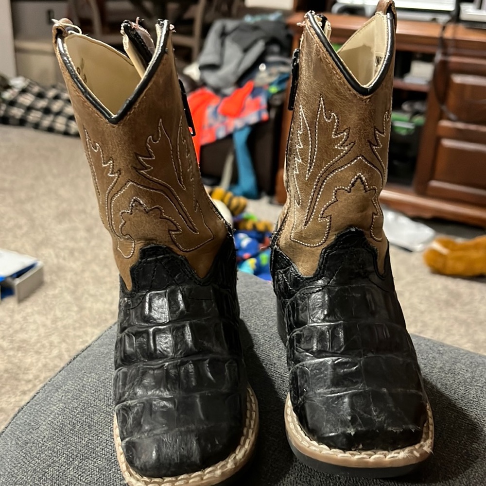 Old West toddler size 5 D western zip up boots